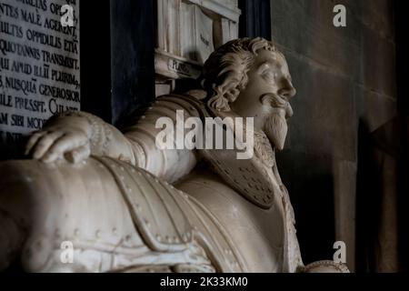 Sir Thomas Lucy (gest. 1640) Denkmal, St. Leonard`s Church, Charlecote, Warwickshire, Großbritannien Stockfoto